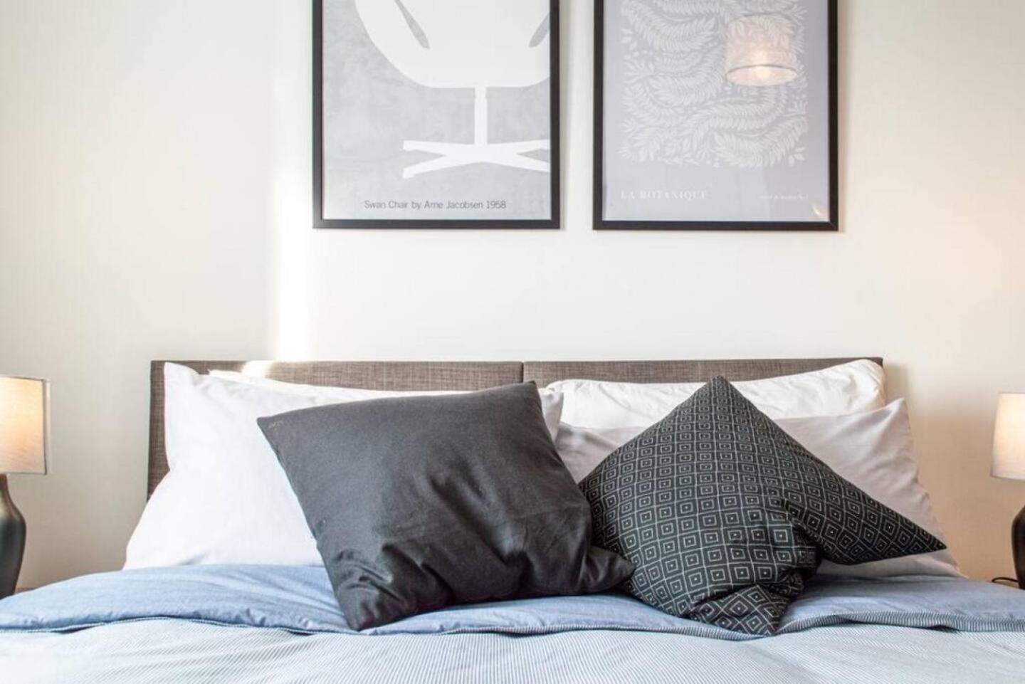 Stunning Mersey View Flat W Parking In Liverpool Eksteriør bilde
